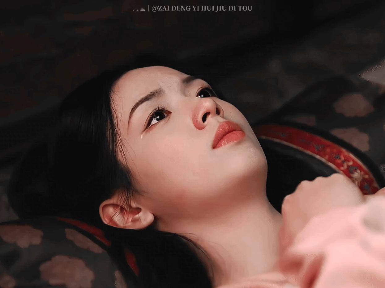 绝美骨相论也子古装美到我的瞬间最适合🥥的造型就是——没有造型周也 ​​​