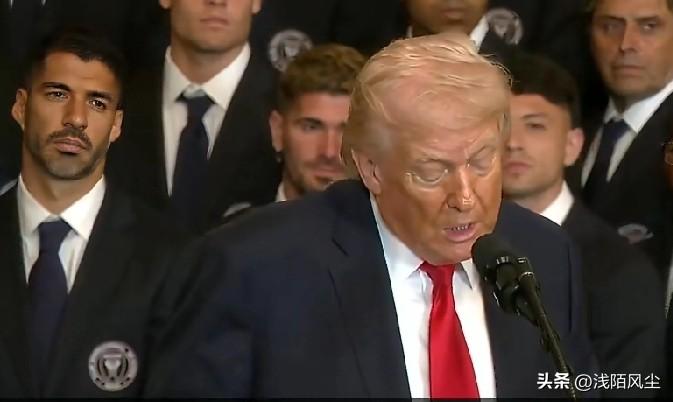 特朗普再次呼吁伊斯兰革命卫队成员、军队和警察放下武器，否则只会被消灭。

特朗普