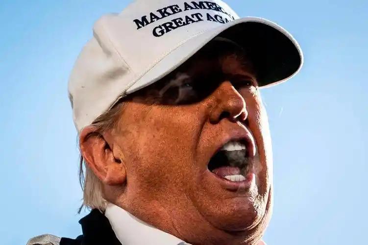 特朗普狂怼盟友！
羞辱欧洲还喊北约联合国是威胁，西方阵营崩了？

特朗普把欧洲盟