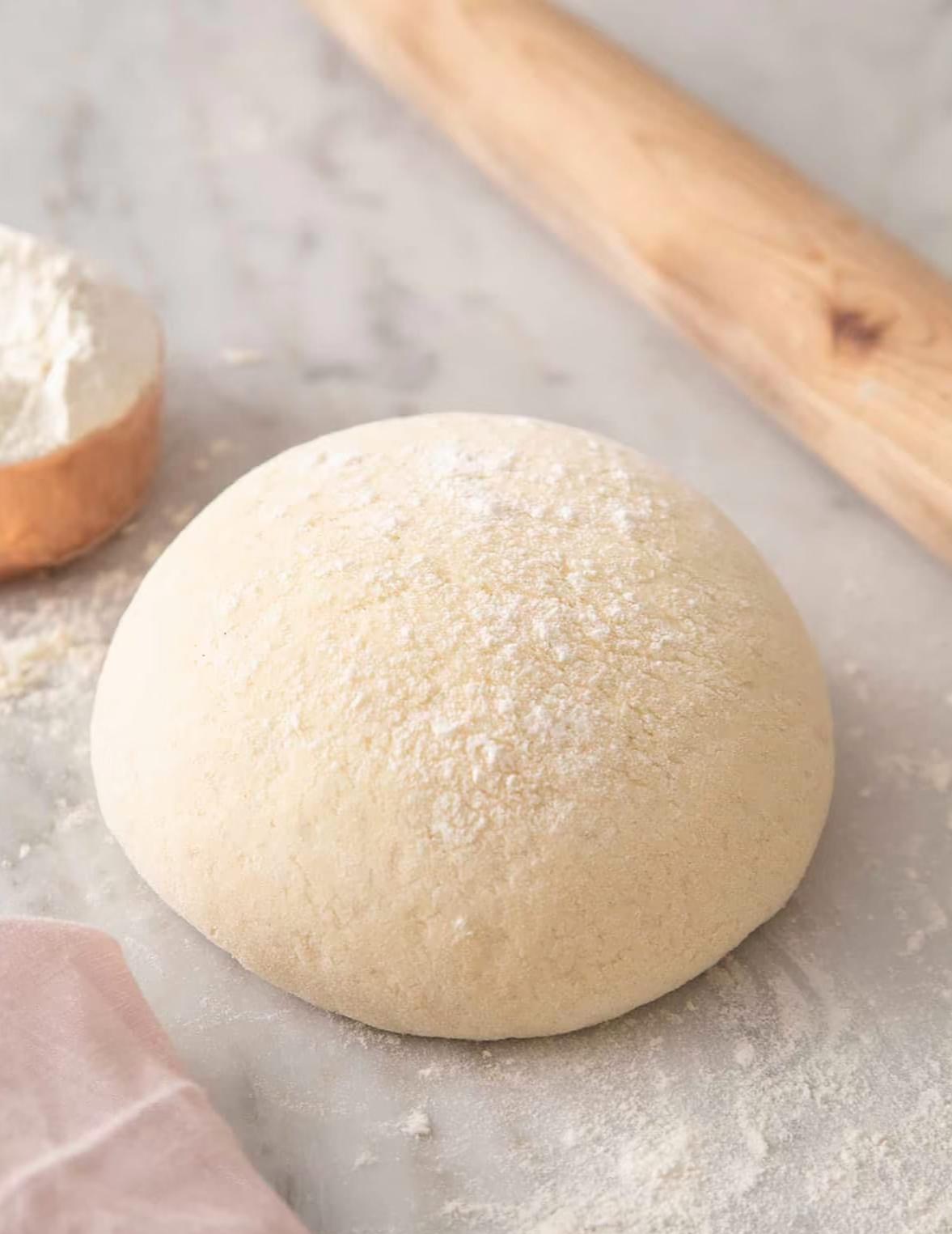 跟邻居聊天，笑得我眼泪直流，她一句“活寡妇”，直接戳破多少留守女人的心酸。
 