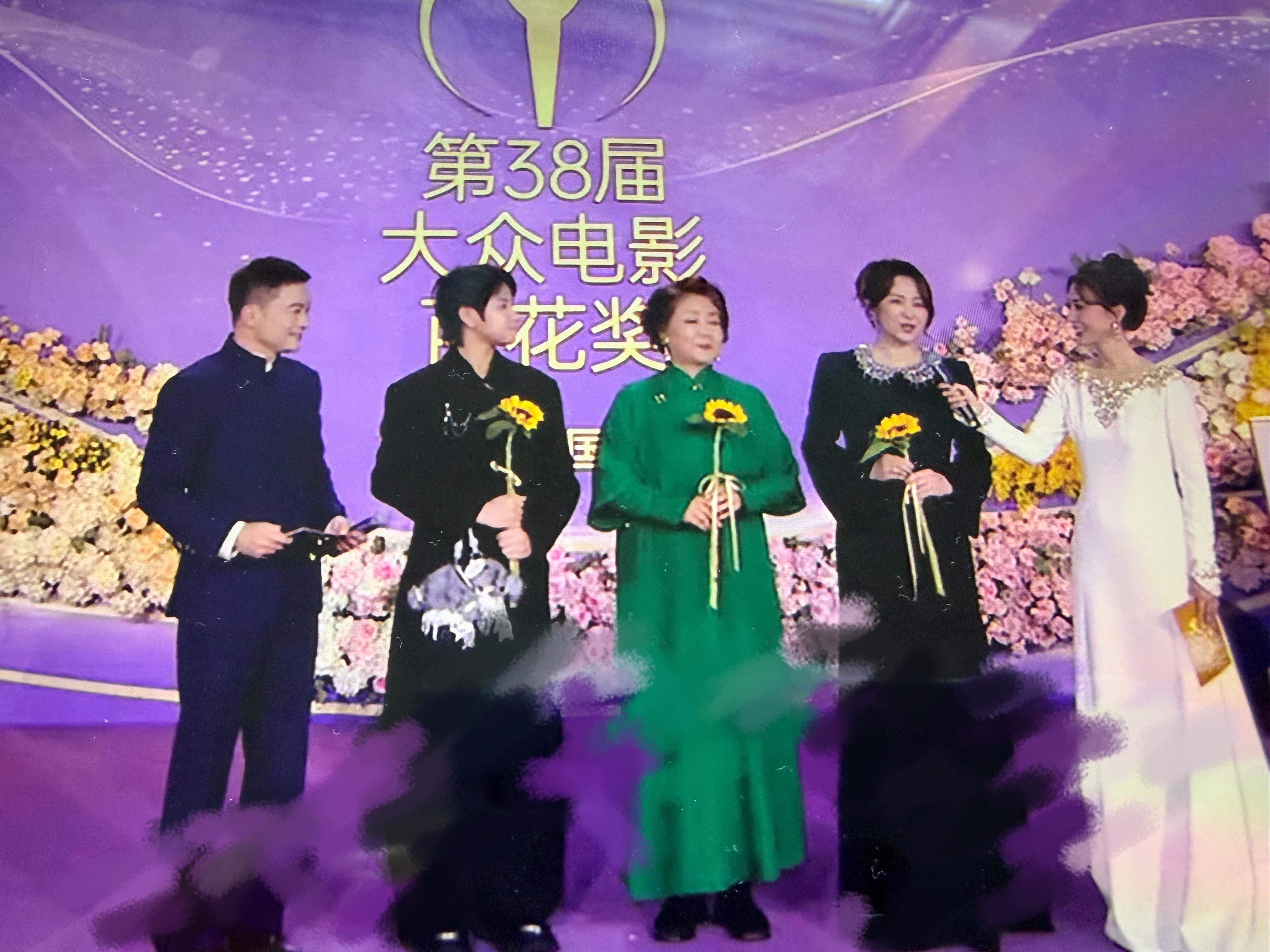 抓娃娃小马继业这么高了抓娃娃小演员长高了 电影抓娃娃里的马继业小演员这么高了啊百