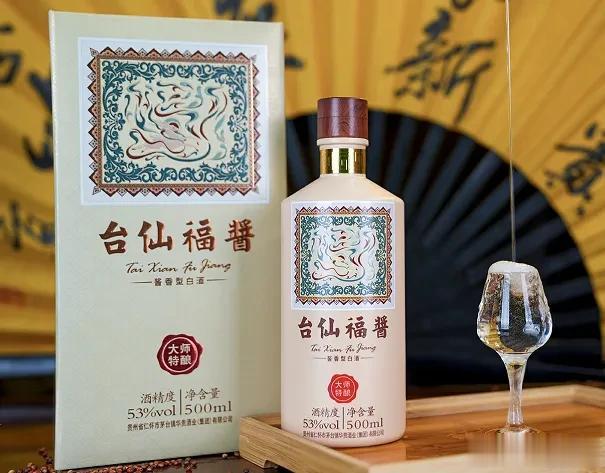 广东人喝酒“怪象”，高档不喝茅台，低档不喝二锅头，只喝这4款平价酒
 
1、九江