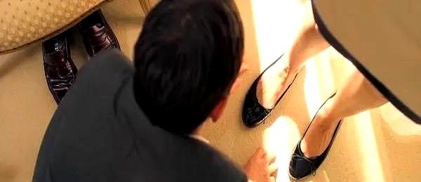 离婚七年的单身妈妈，还能再相信爱情吗？

德国有部小众片《欲望酒店》讲的就是这事