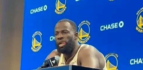 追梦格林真会甩锅啊。
赛后勇士球员追梦格林谈到巴特勒：库里养伤期间，巴特勒需要更