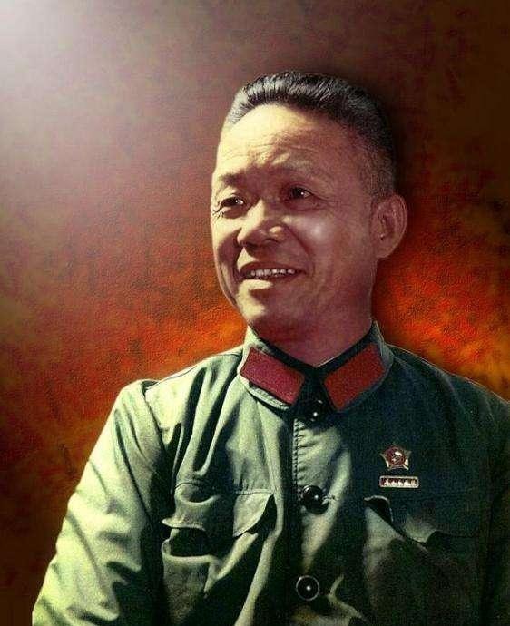 渡海先锋营成功与琼纵队伍会师，女红军眼含热泪感叹终于迎来曙光！
1950年初春，