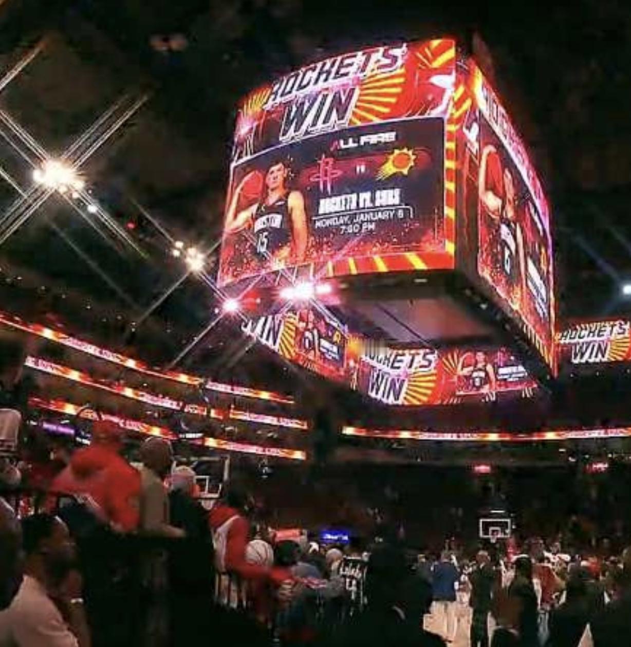 火箭明天上午九点主场对阵太阳。
申宝海王据悉打不了，太阳的艾伦今天对阵雷霆举白旗