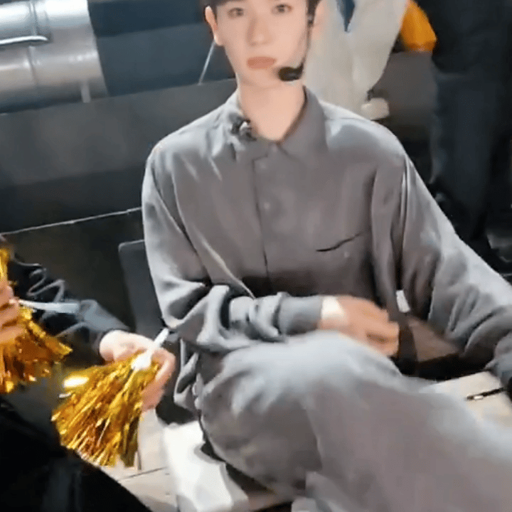 #林依轮站哥的含金量还在上升#在林依轮的镜头下，每位哥哥都显得鲜活而自信，这无疑