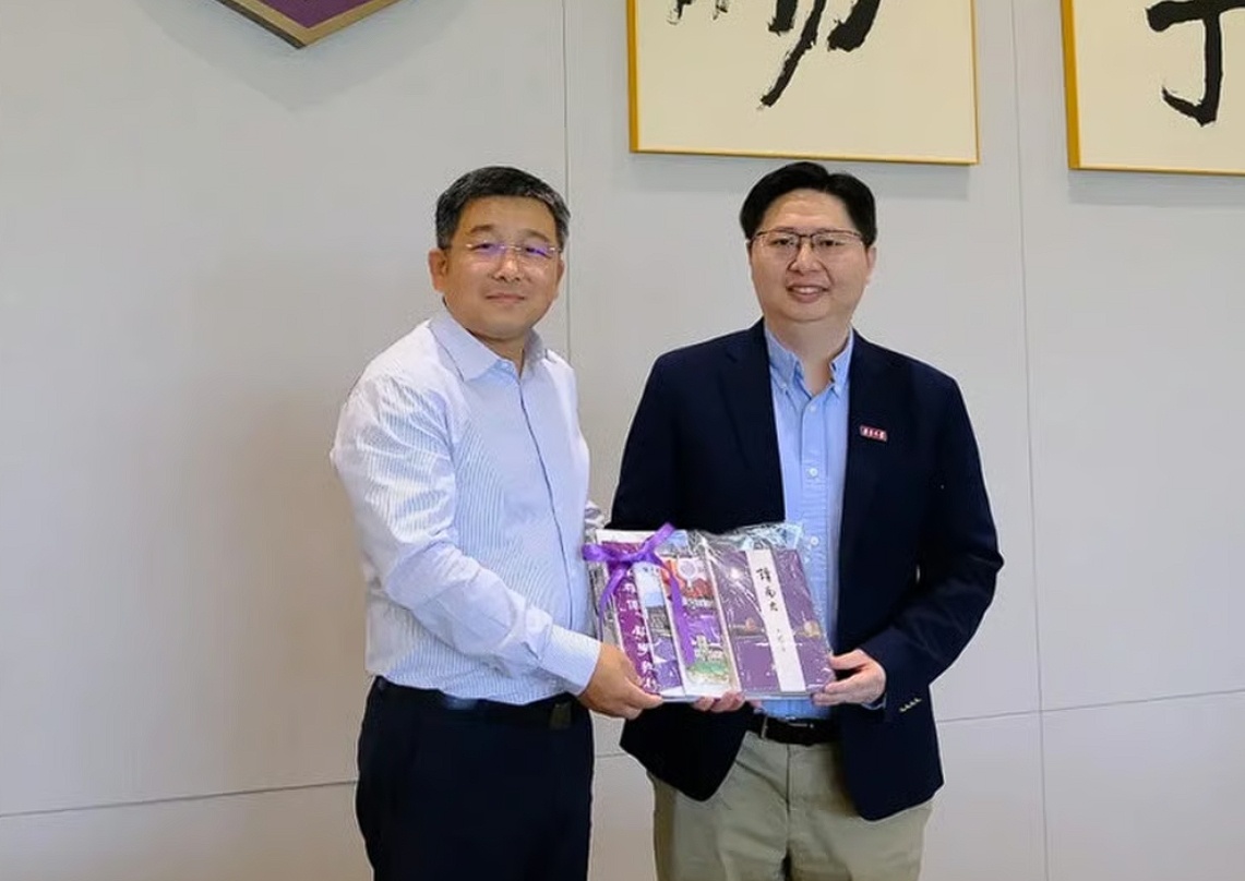 【又一位！#癌症芯片技术先驱自美归国# 】据香港英文媒体《南华早报》报道，研究“