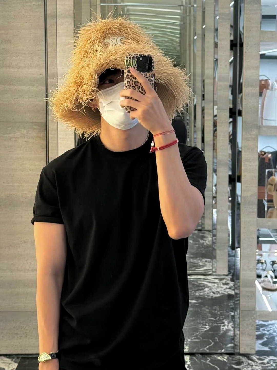 V x Celine ​​​
