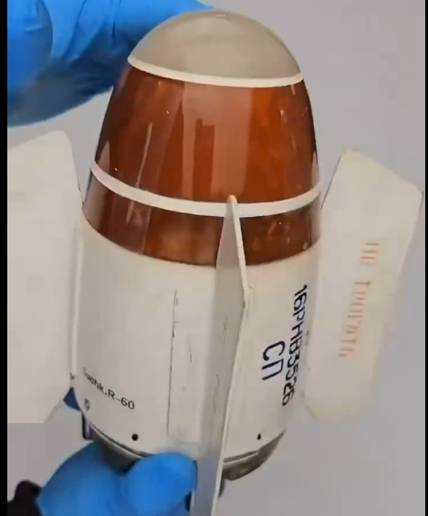 🔻乌U爆改R60古董库存格斗弹，给其换了现代的红外传感器导引头，让其能够拦截俄