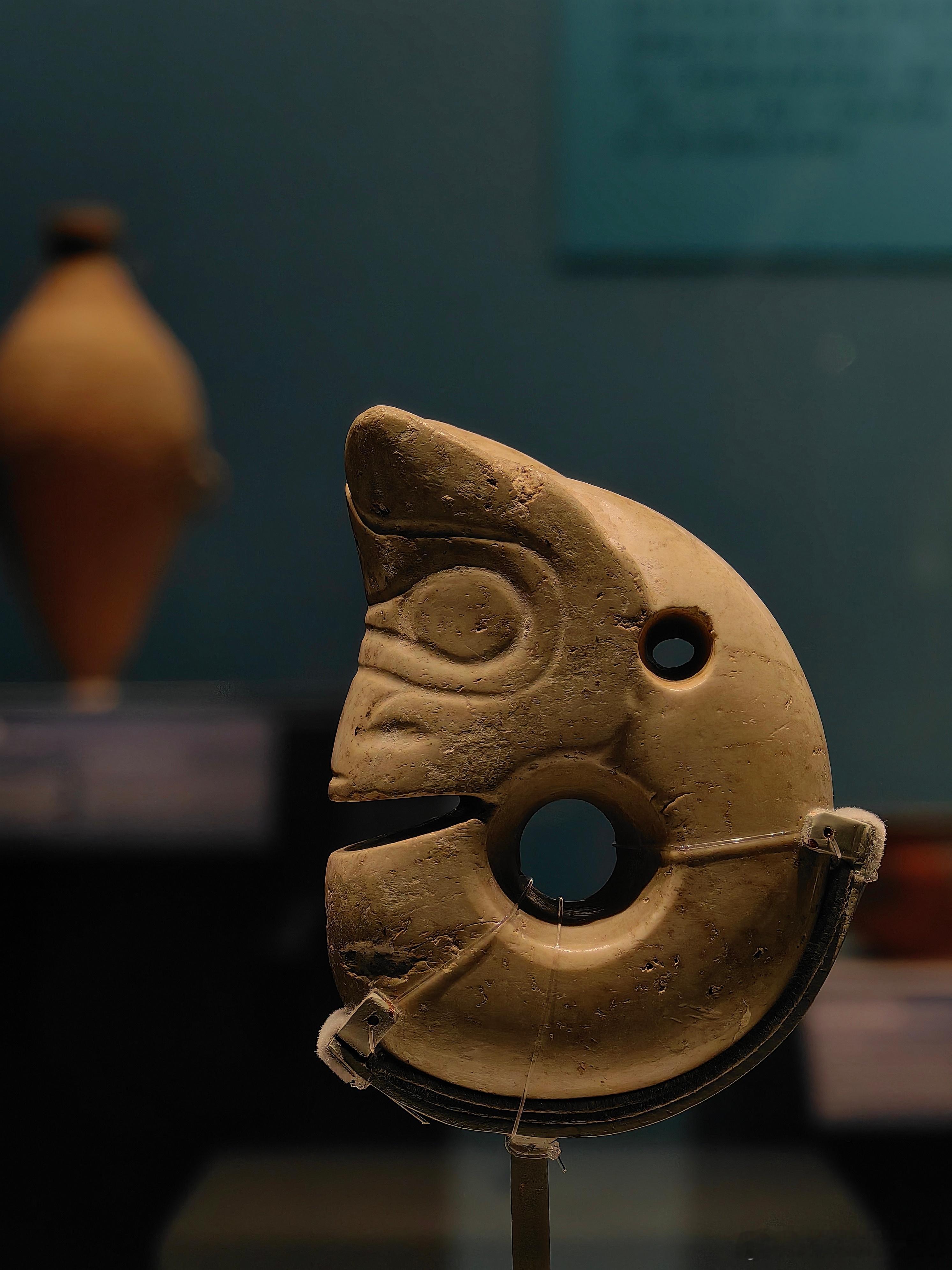玉猪龙新石器时代红山文化（约公元前4500﹣前3000年）国家博物馆藏1984年