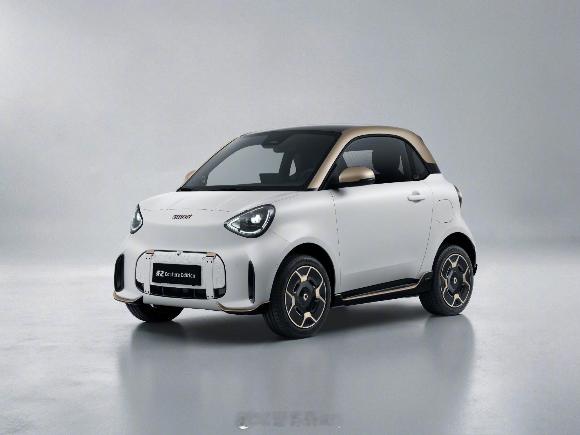 smart精灵2号高定版限量开售经典双门双座smart正式回归！巴黎车展上，sm