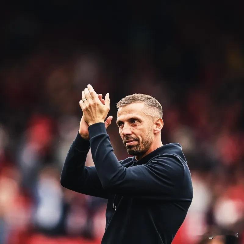 官方：奥尼尔不再担任狼队主教练

狼队官方宣布，奥尼尔不再担任狼队主教练。在本赛