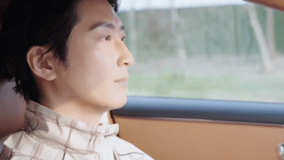 五一跟窦骁去吃北京涮羊肉 窦骁的北京日常把松弛感焊在身上✨ 挥杆高尔夫→自驾干铜