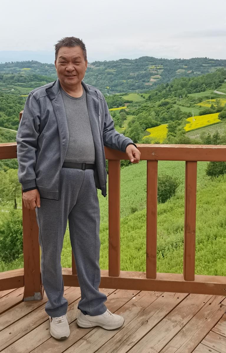 美军打伊朗打了好几个月，把全球大半高精度远程导弹库存几乎耗空，萨德拦截弹消耗近8