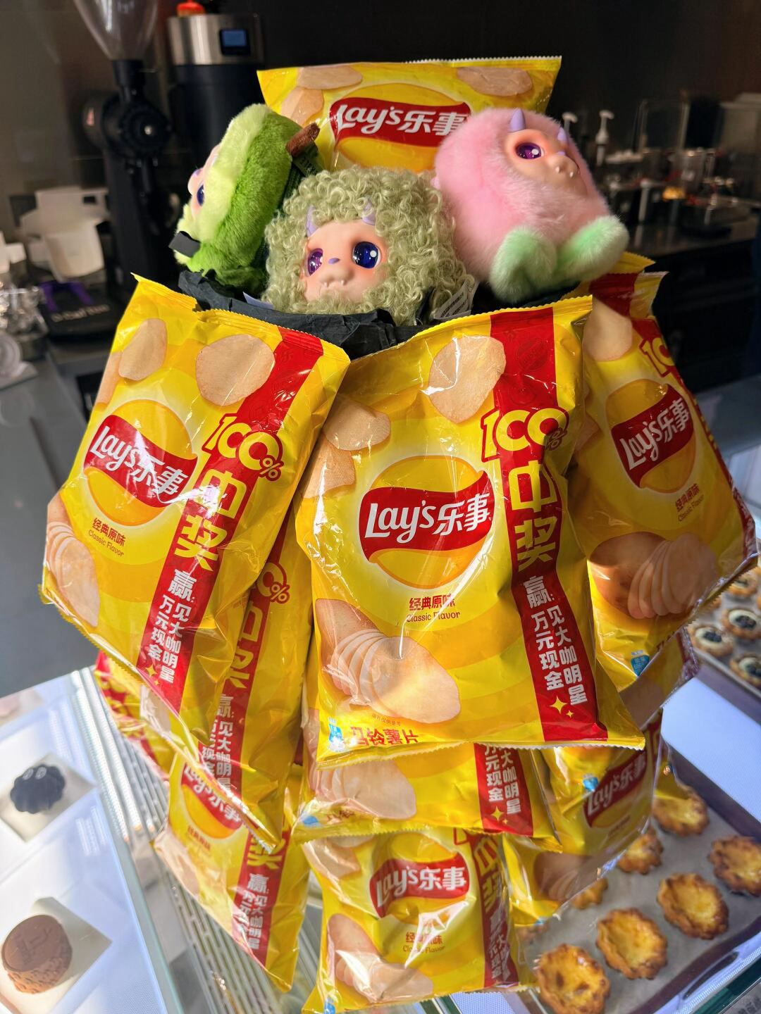 谁是零食届顶流啊啊啊谁懂[捂嘴哭]乐事这波操作直接戳中我心巴！新出的“开袋有奖”