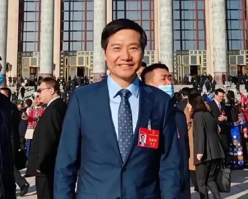 雷军不打无准备之仗，别看雷军造车之三年时间，其实他为造车早做了好多年的准备了。