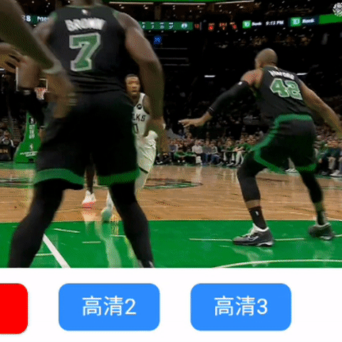 完了，雄鹿三节输20分了！雄鹿伪强队!利拉德尽力了，字母哥太软了，三节18中6，