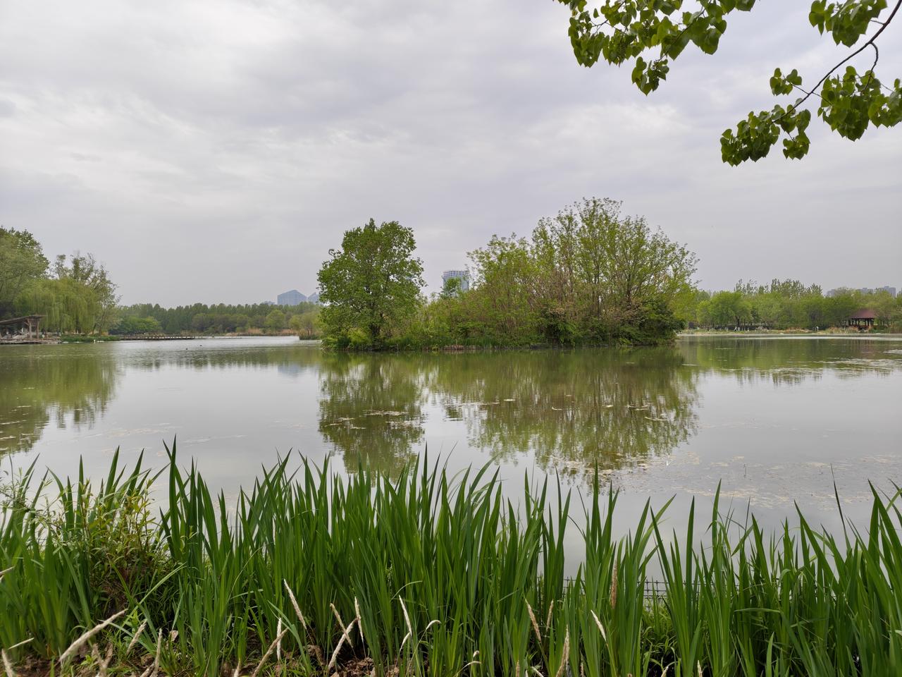 时隔半年之后，上周应邀讲了一堂企业文化建设的课。
企业文化的概念形成的时间不长，