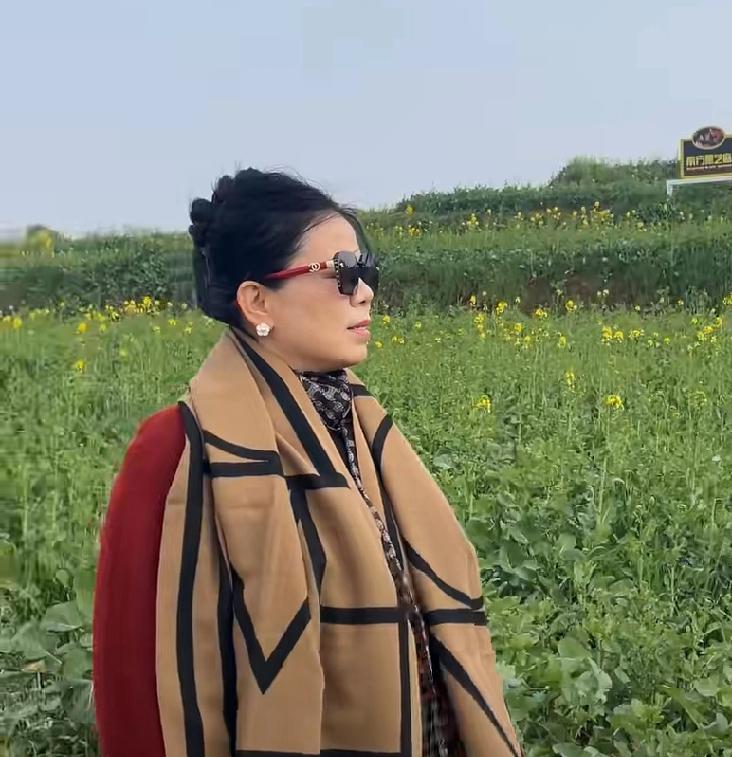 一封就是30天，柴桑大姨账号招恶意投诉的套路依旧没变。不止大姐受影响，不少支持追