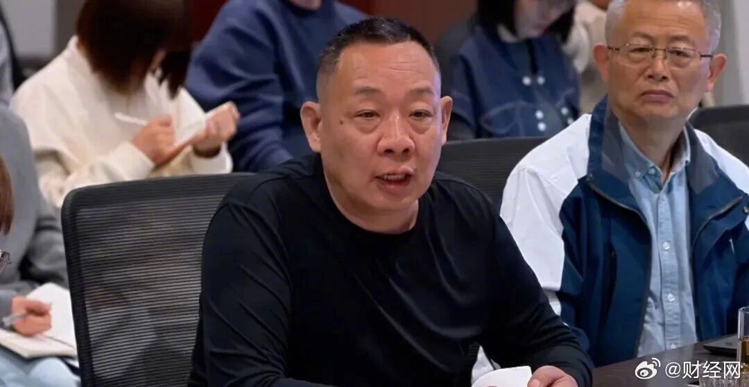 【胖东来拟制定亲人离世带薪假胖东来正制定亲人离世最高1年带薪假】6月22日晚，胖