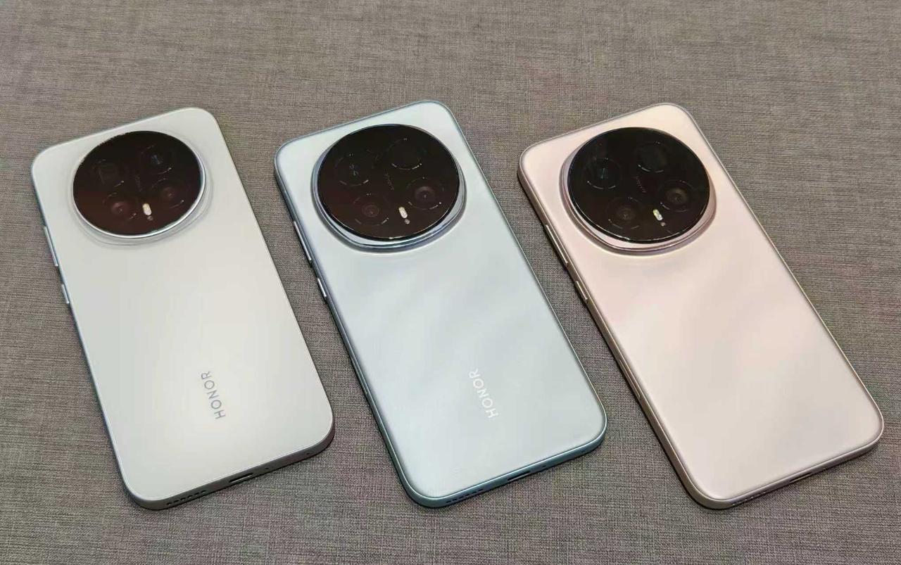 今年 Magic 8系列的配置，应该在旗舰机里面 Top1了吧？

这一代标准版