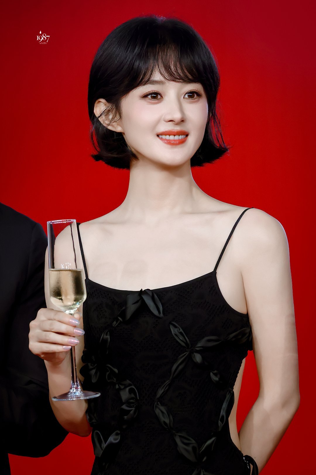 赵丽颖赵丽颖许半夏 zly赵丽颖沈璃 “她不擅长表达，赵丽颖对粉丝的爱都体现在细