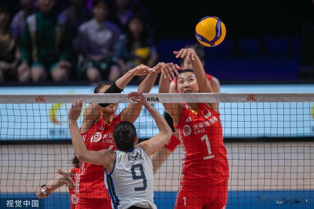 中国女排0-3不敌意大利
北京时间6月2日，国际排联2024世界女子排球联赛中国