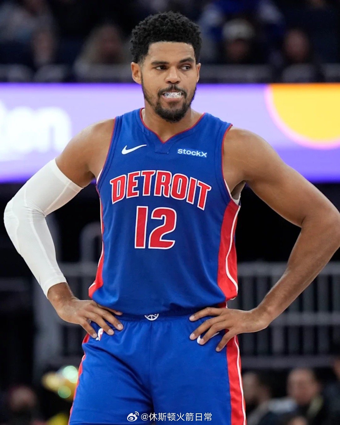 据Brett Siegel报道，湖人队计划在自由球员市场签下托拜厄斯·哈里斯。 