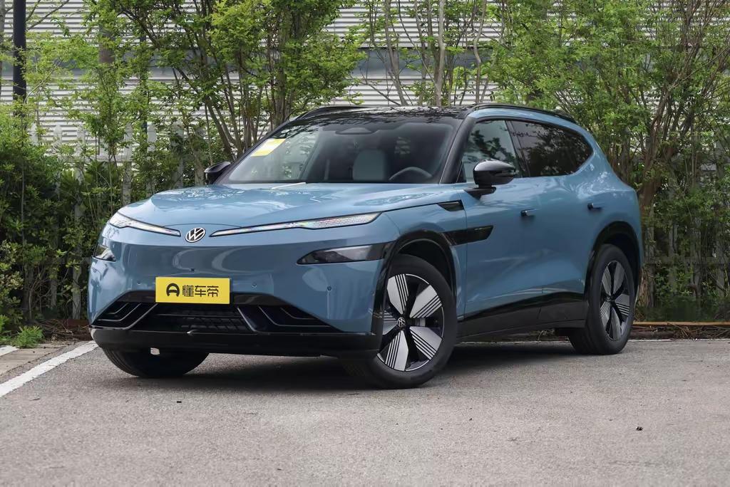 大众与众08：22.99万的德系电车，这次德国人是真急了
说实话，看到大众与众0