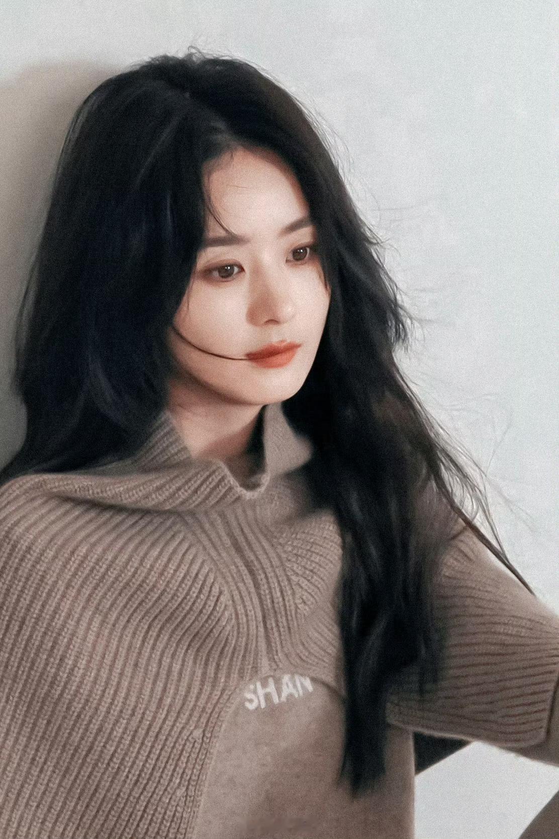 赵丽颖赵丽颖乔妍赵丽颖 电影乔妍的心事“用一颗真心去演绎一些真的角色，以此给那些