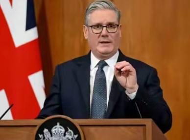 英国终于硬气起来了，当有记者询问：如果美国抛弃了英国该怎么办，英国首相表示：我的