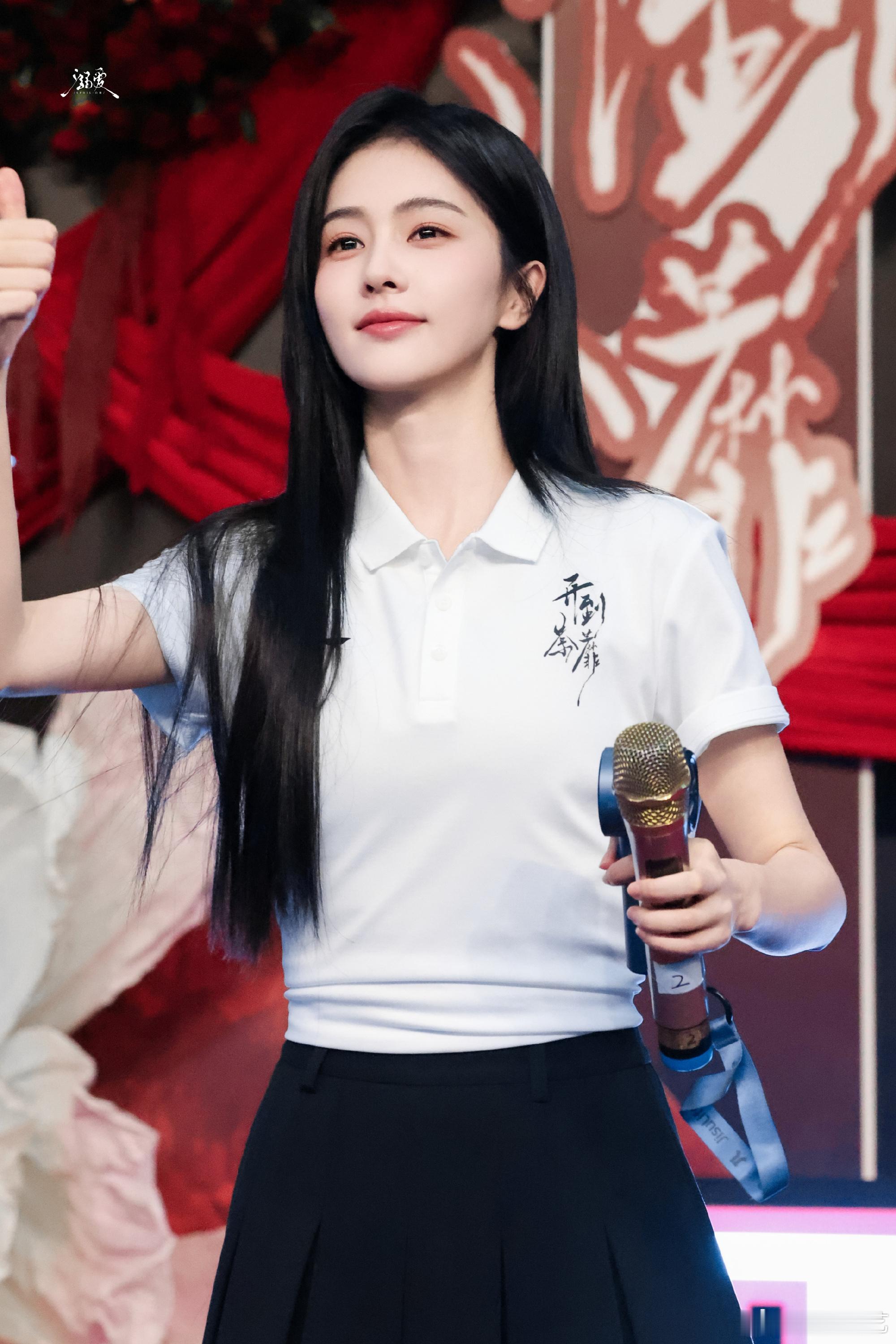 白鹿开到荼靡人设来看 