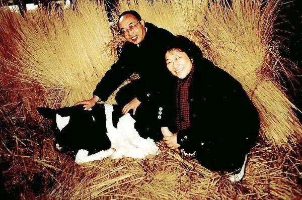 1999年3月25日，我国第一头转基因牛诞生，这头牛名为“‌滔滔‌”，是‌我国首