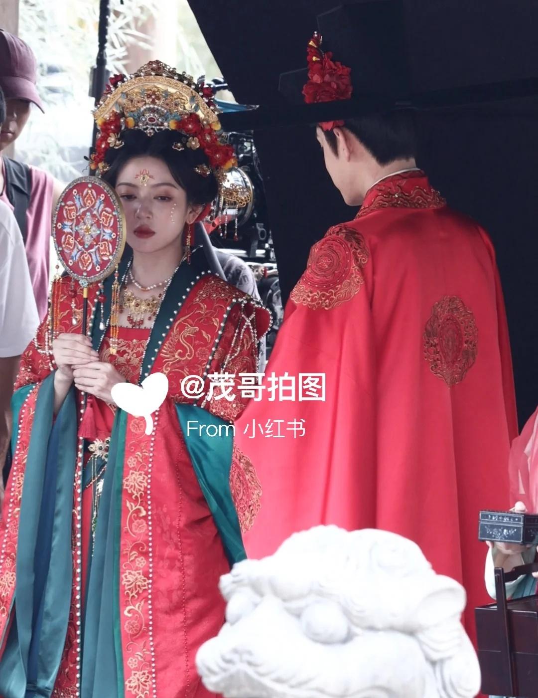 大婚即将开始了
范世琦何瑞贤