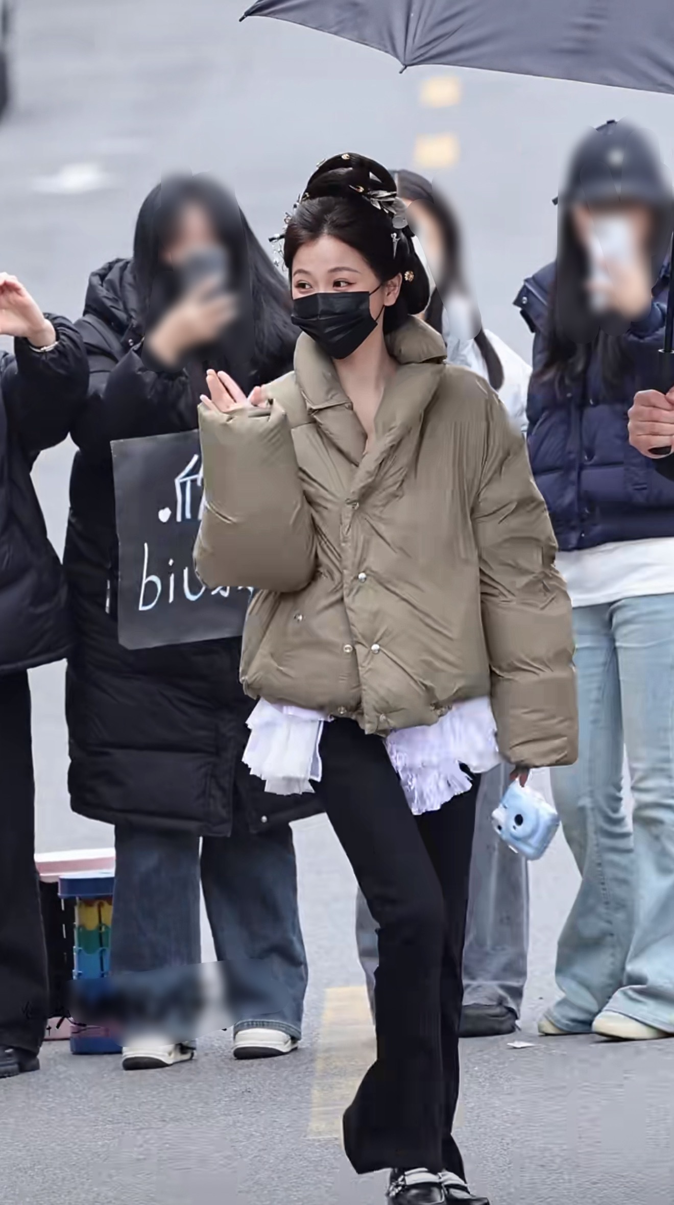 主母大人今日出妆，穿搭好辣啊，完全芭蕾小公主来的… 