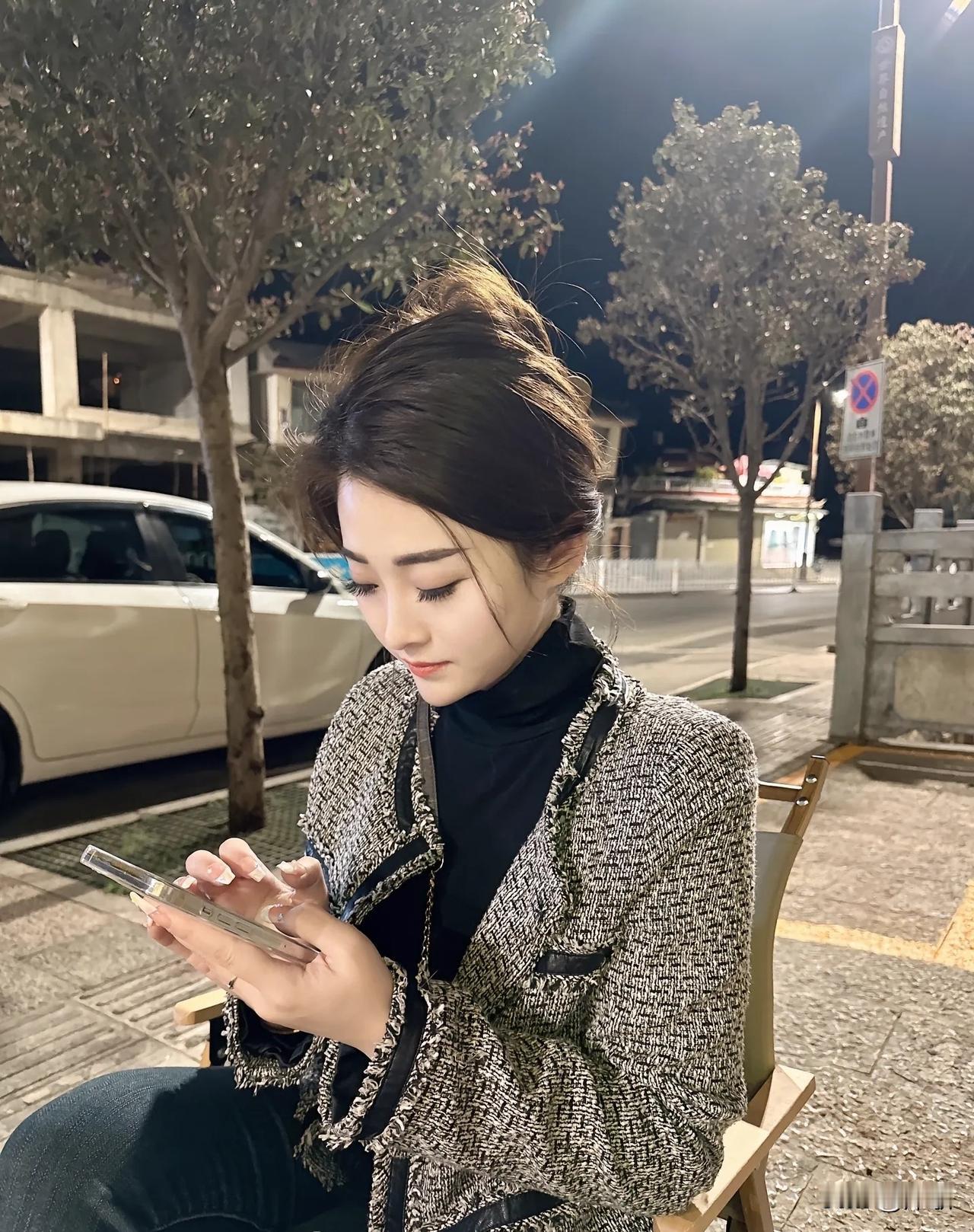 握不住的大奔，忘不掉的玉芬，炖不熟的豆角，回不去的青春，对不起就完了吗，我都二十