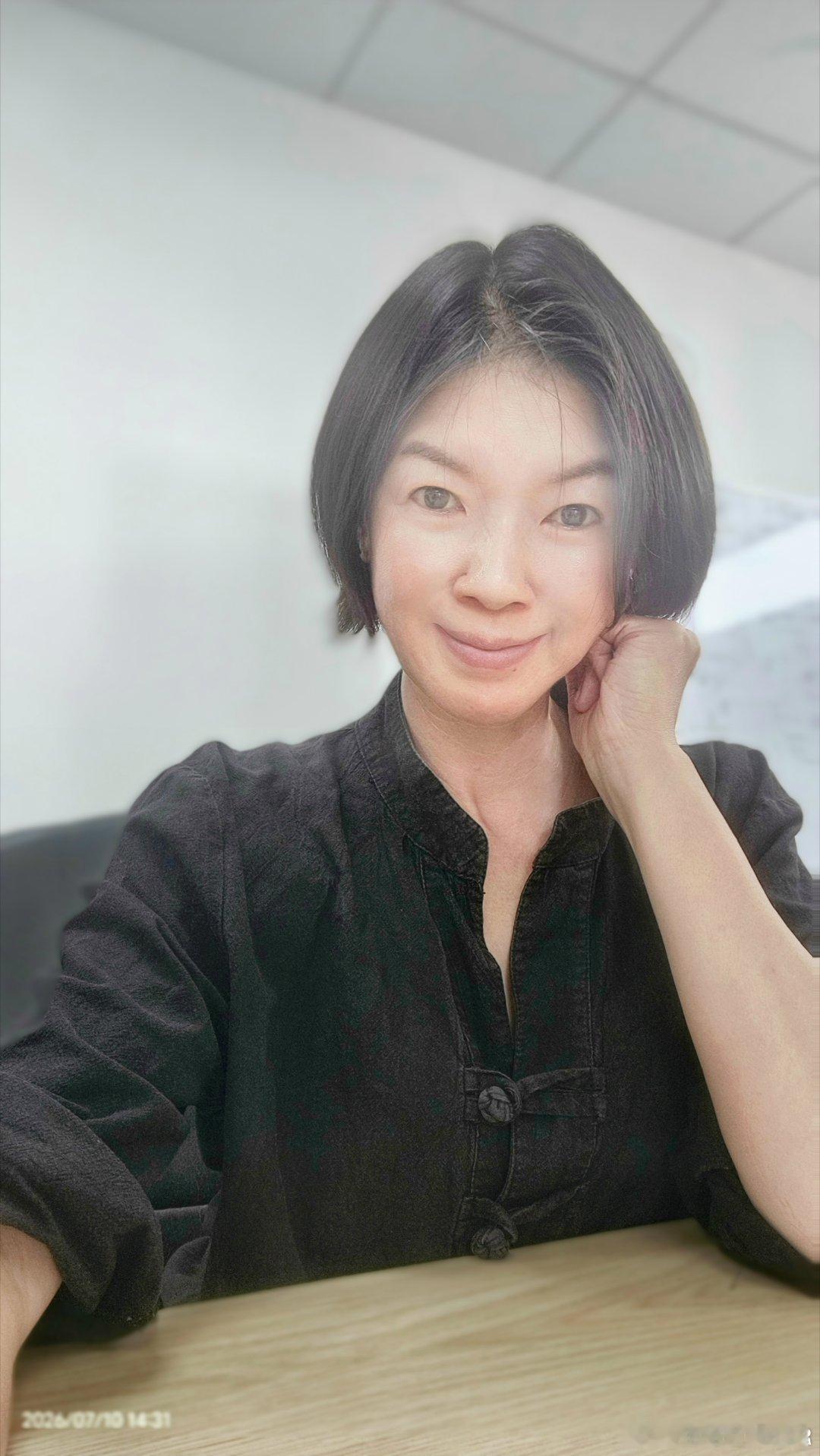 夏日會議的標配——冰美式。 