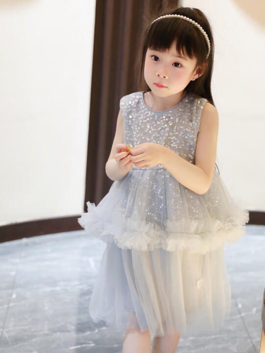 5岁女儿的公主裙日常～