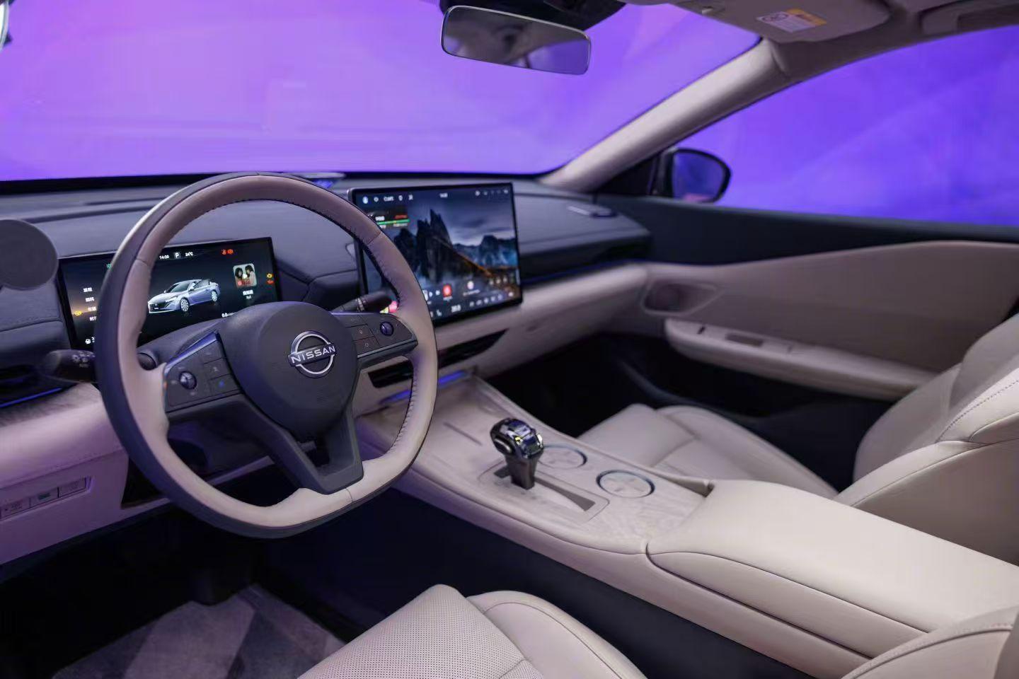 燃油智能第一车听标签先别太惊讶，不是辅助驾驶，是华为的鸿蒙座舱，这也是燃油车首次