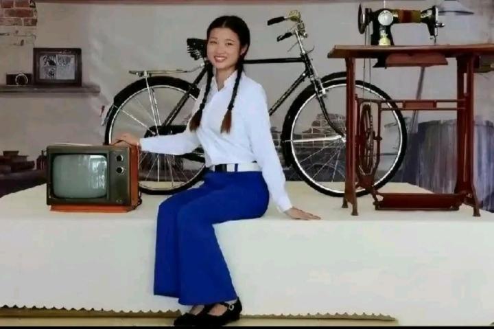 上世纪八十年代，你只要有了这几样（几大件）：电视机、自行车、缝纫机，你就不愁娶不