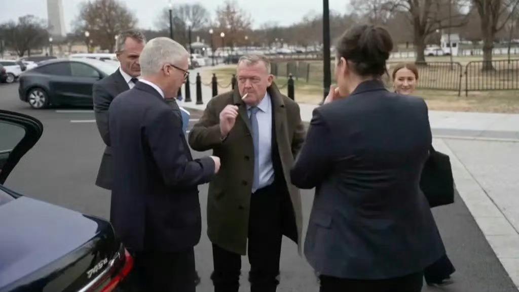 特朗普称无论如何都要拿下格陵兰岛丹麦外长在白宫同美国政府谈了格陵兰岛问题，出来了