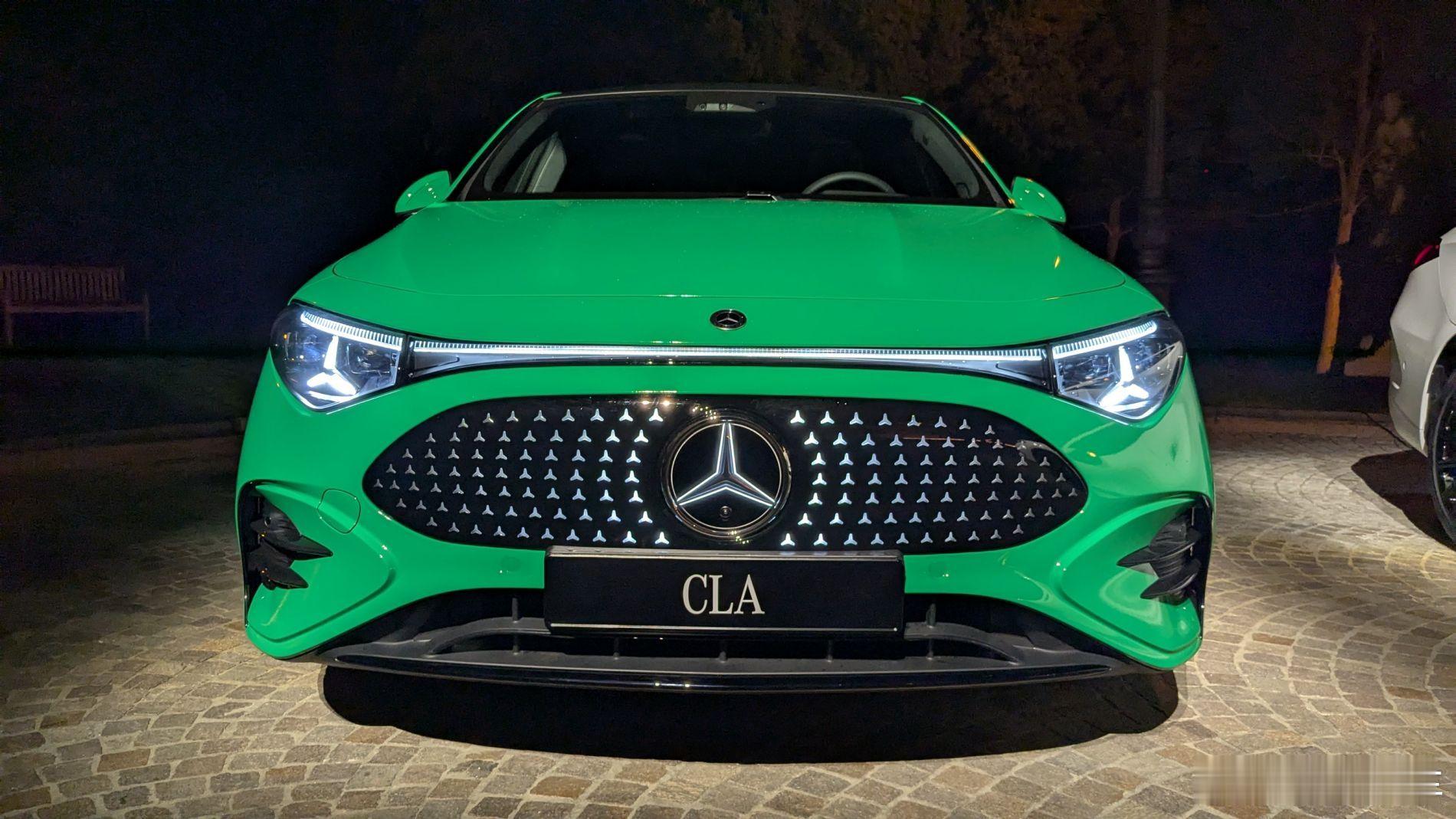 Ola Källenius 对新款 CLA 的订单量非常满意。订单量非常可观，但