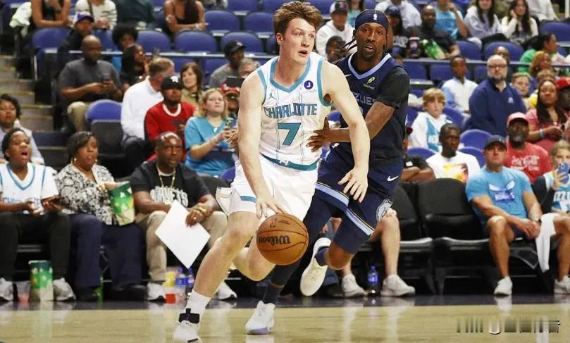 今日比赛新秀表现MVP

当之无愧的是第4顺位康-克尼普尔。

虽然球队以108