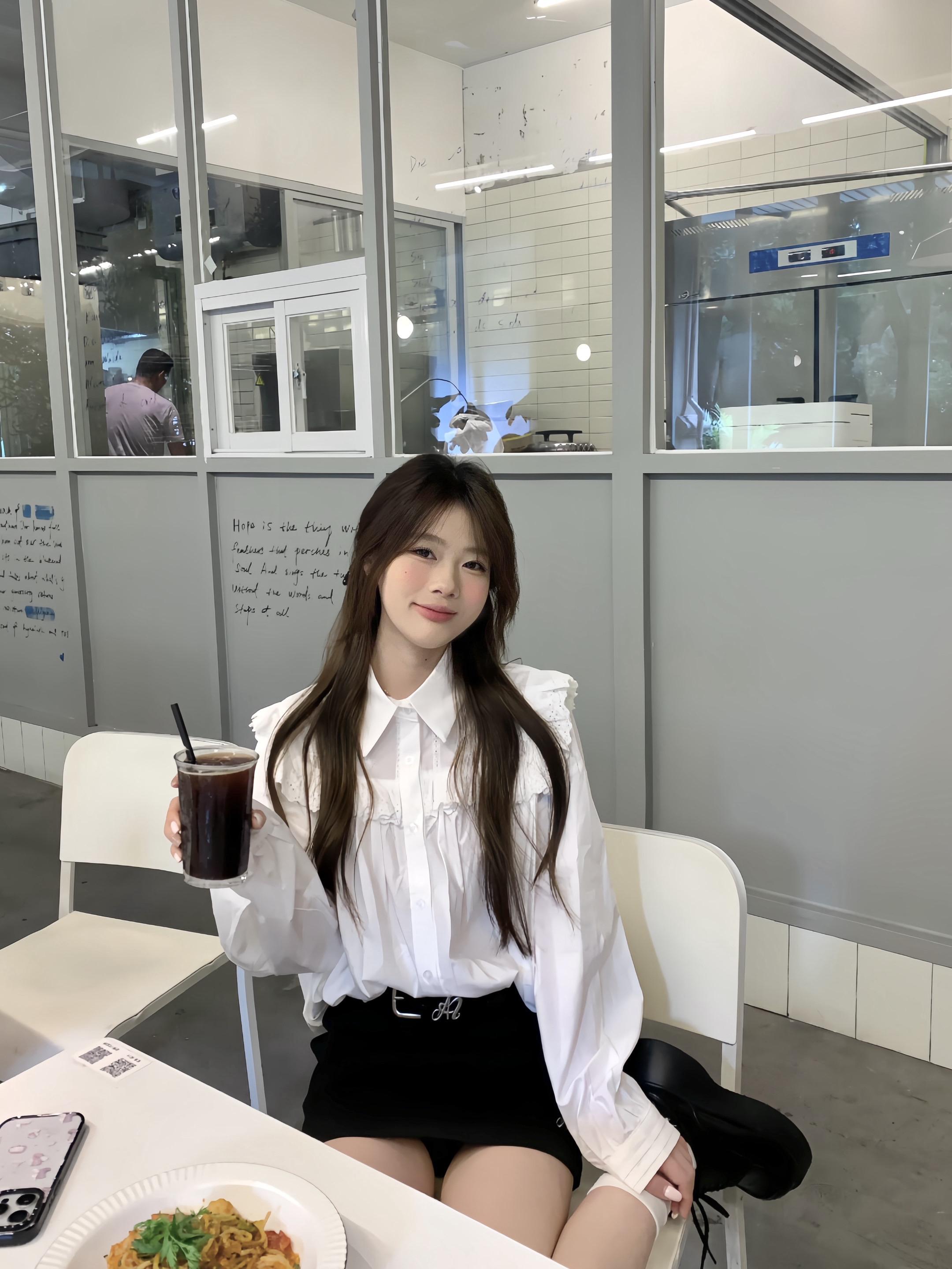 ⟡ ⋆ .· 🥯𝚎𝚊𝚝𝚝𝚝𝚝!!