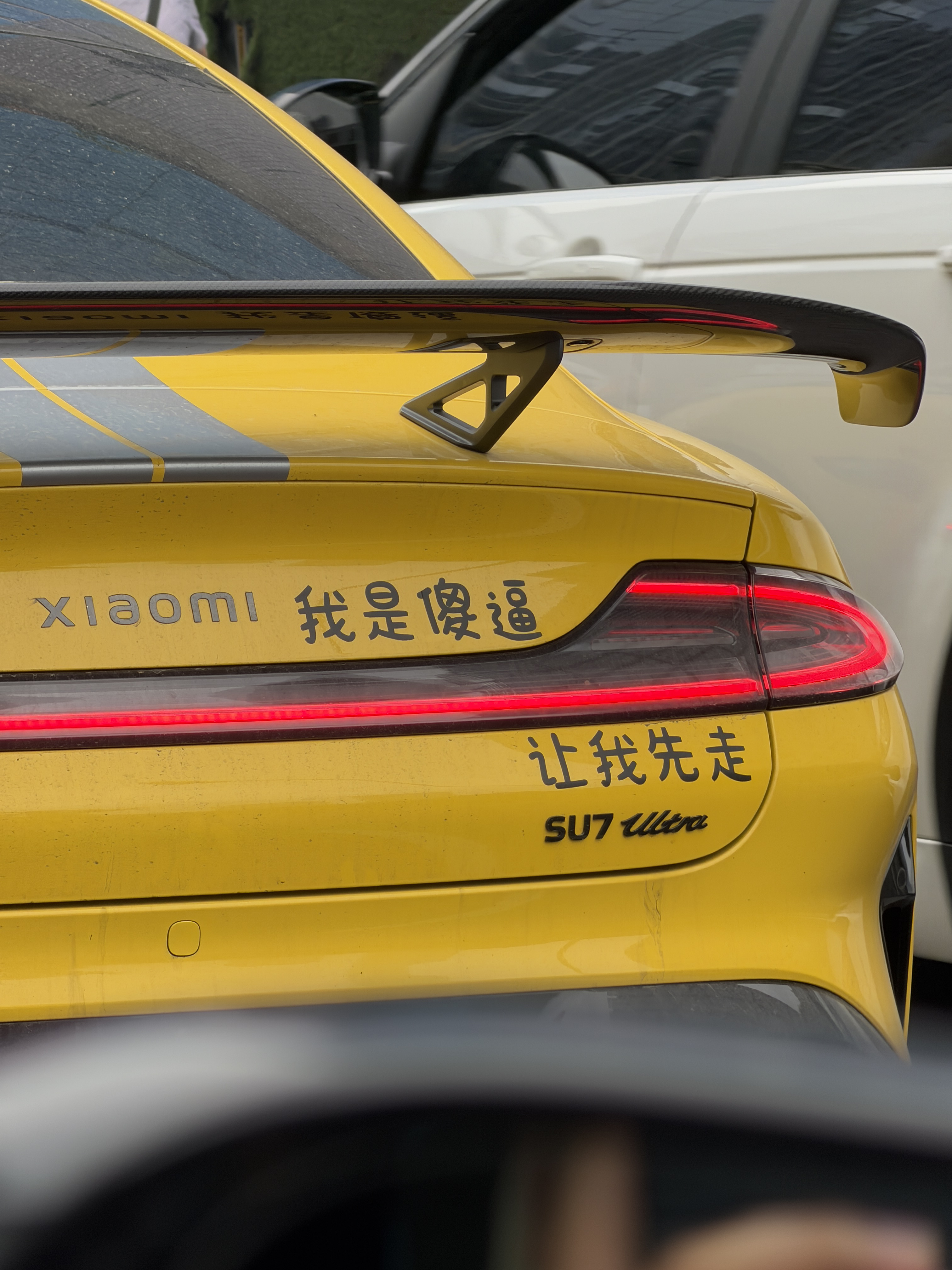 既然你都这么说了，那就让你先走吧！（补丁：副驾安全拍摄） 