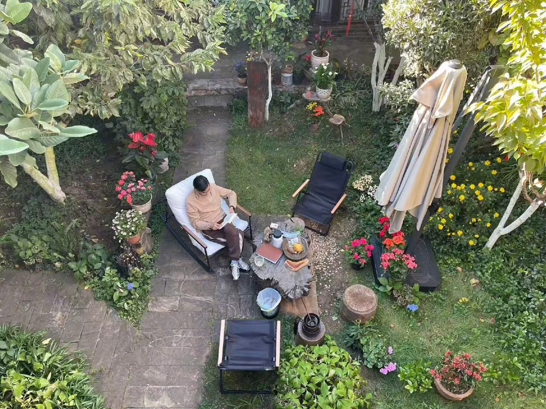 2026春。从2026年3月起。丽江束河·觉行小院正式对外招募线下学员了。招收有