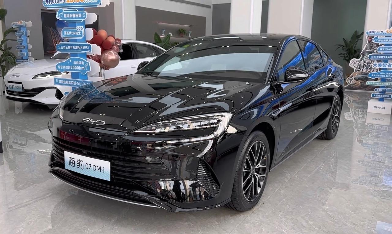 2025想买车，听我一句劝：
三年不换车——买韩系；
六年不换车——买德系；
九