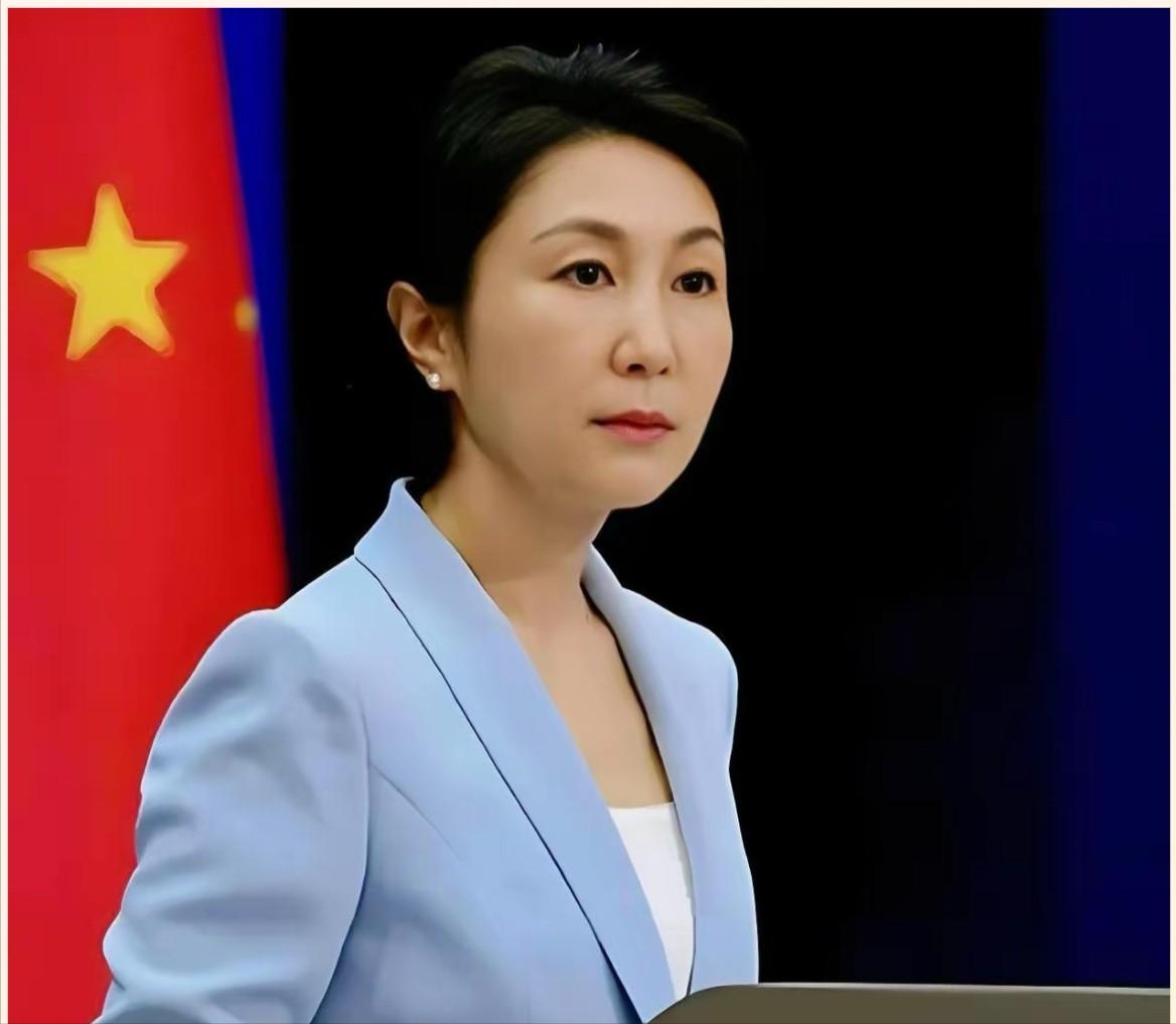 [太阳]中国国防部突然宣布了，11月20日公布的信息把焦点直指东海、台海、南海，