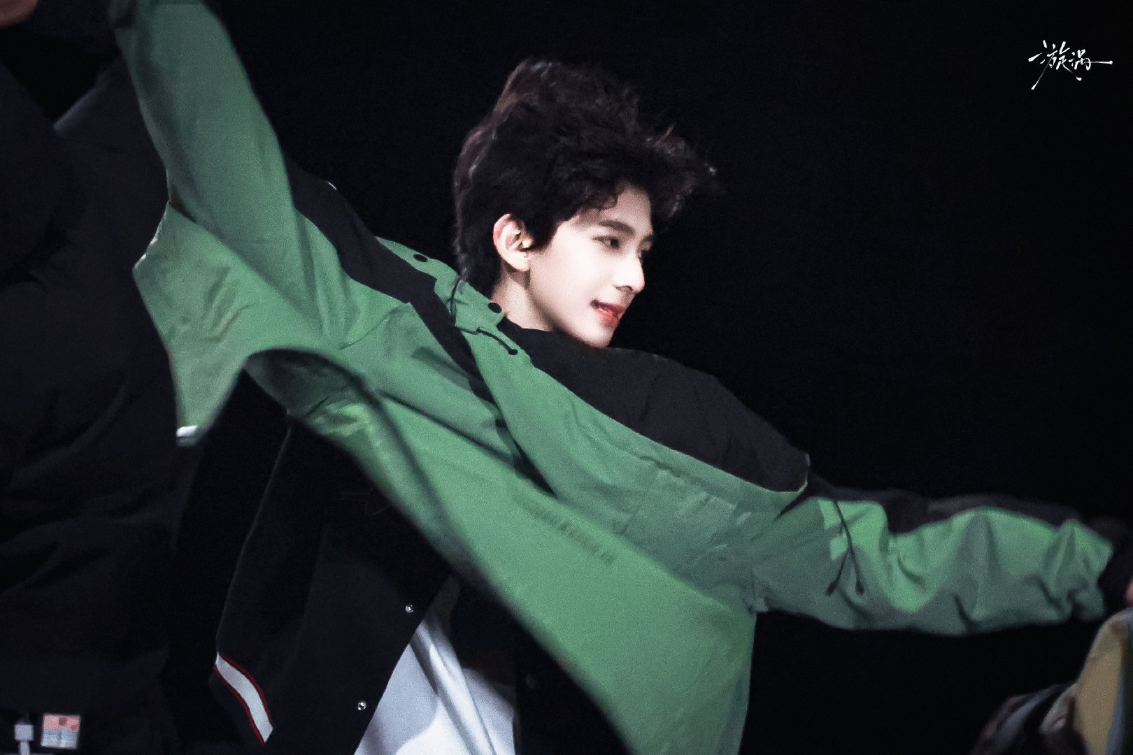 陈浚铭再帅十年也才23岁自从喜欢陈浚铭过后再也没有人说过我是恋丑癖！